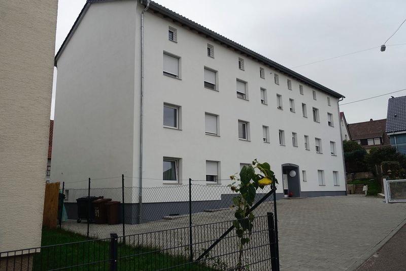Schöne 2 Zimmer Wohnung im Erdgeschoss
